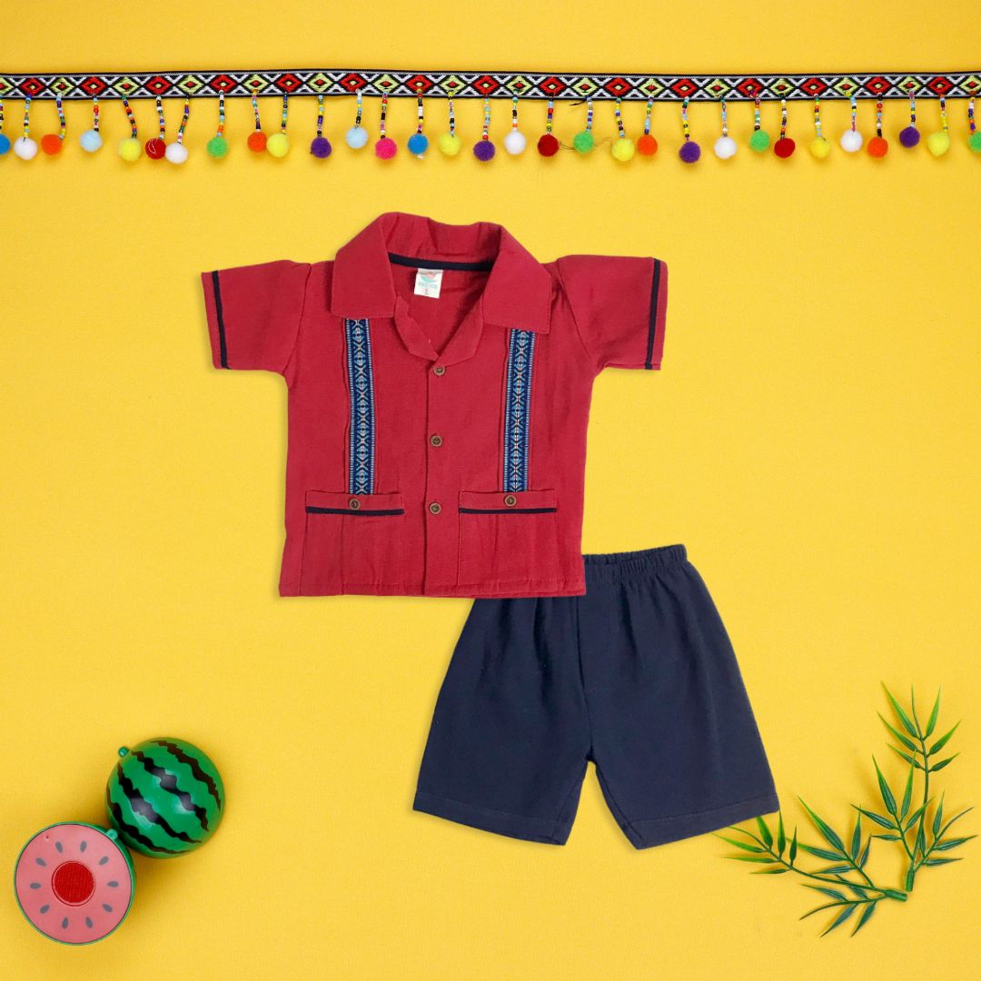 Set manga corta tipo guayabera con short des niños