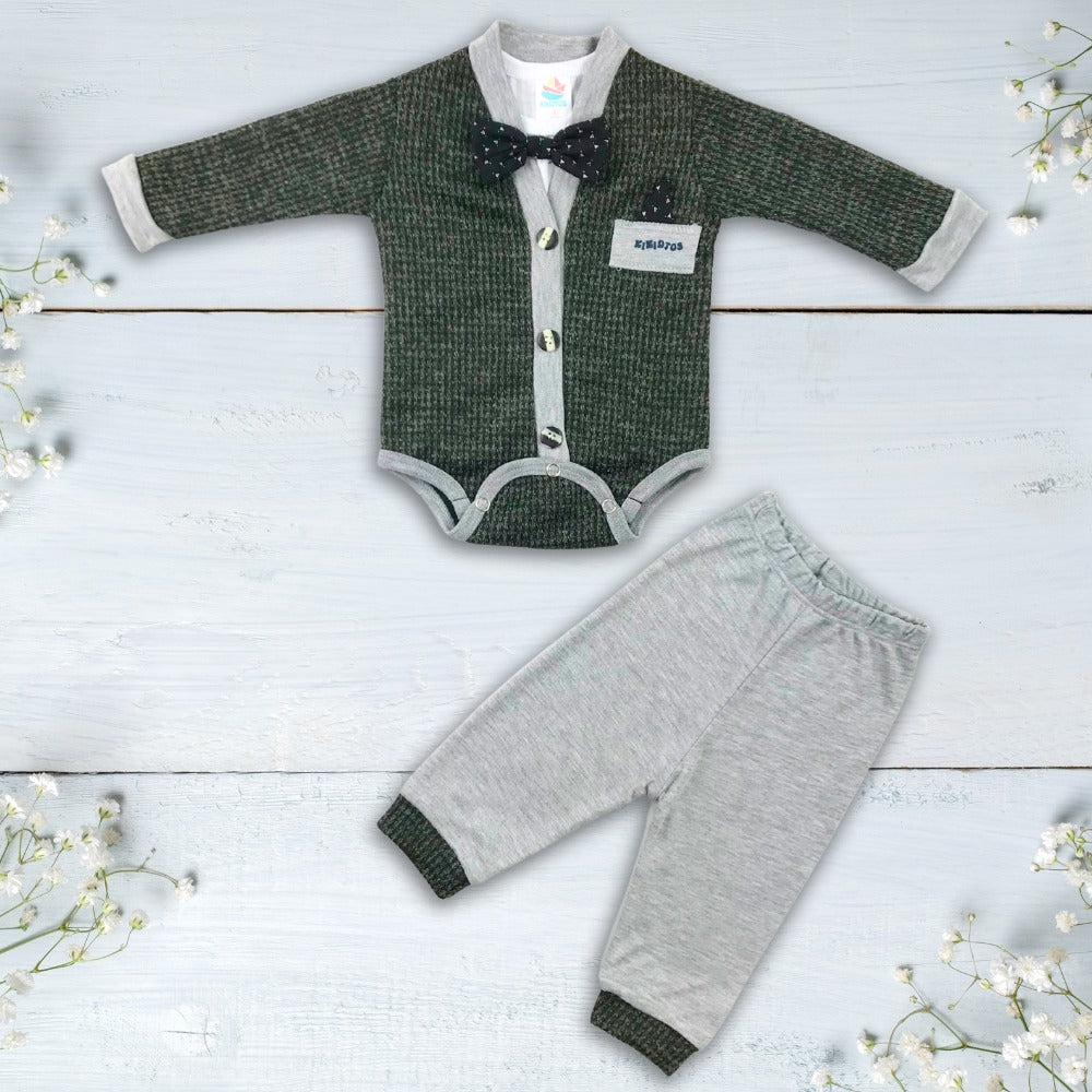 f Coordinado tipo smoking con moñoy pantalón para bebés niños.
