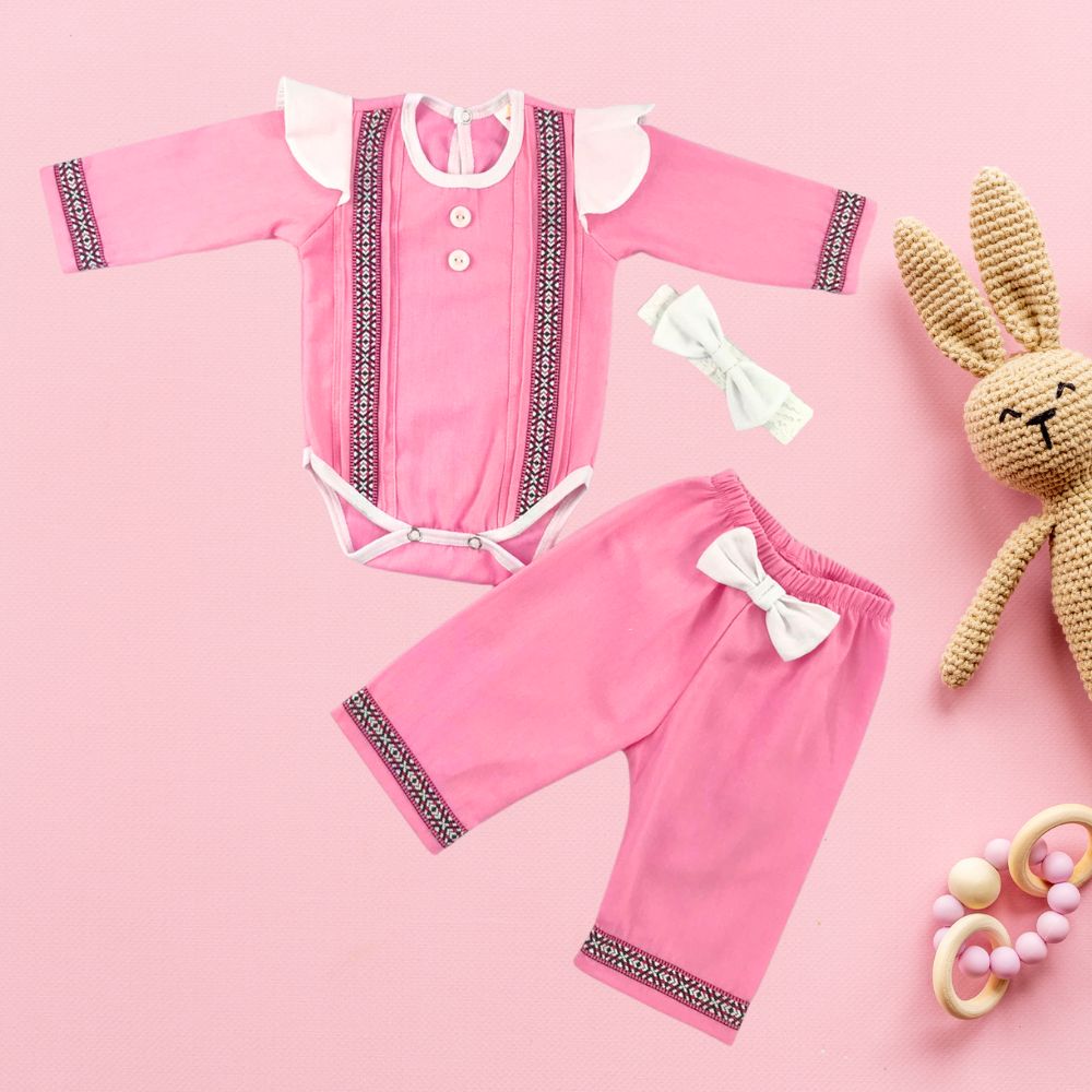 Body manga larga con olanes   y obeliscos con pantalón para bebés niñas