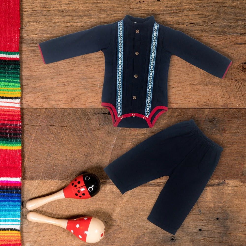 Body manga larga tipo guayabera con pantalón para bebés niños
