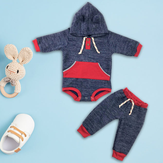 Set de body sueter manga larga con capucha y pantalón para bebes niños.